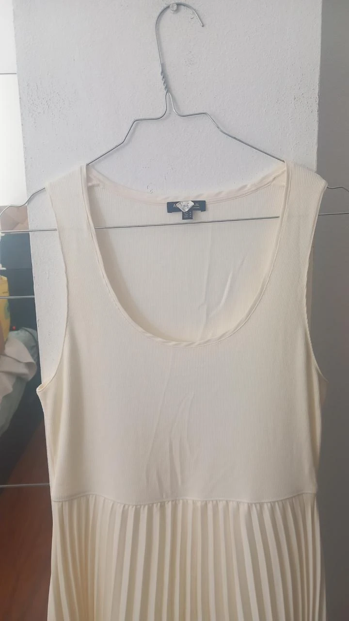 Vestido crema plisado, Massimo Dutti Fit's M | Robe plissée crème – photo 2